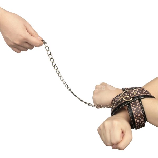 Esposas Cruzadas Rebellion con Cadena